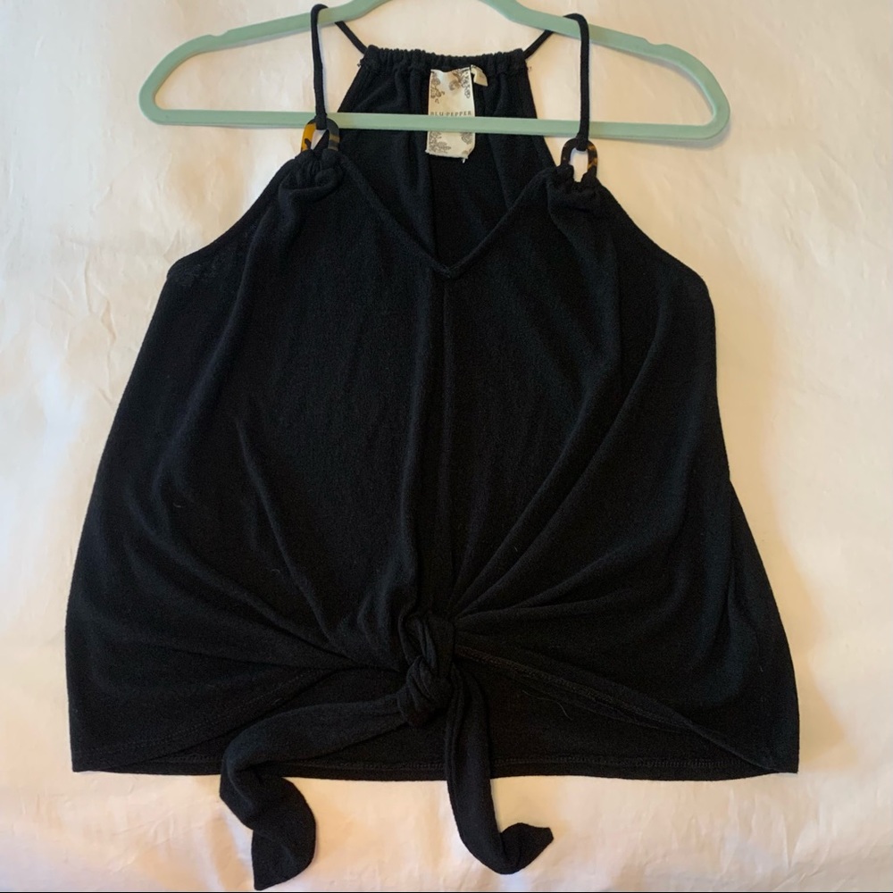 Black light weight knit tank M